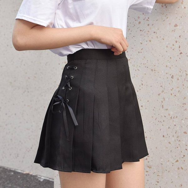 Deeeze Pleated Mini Skirt